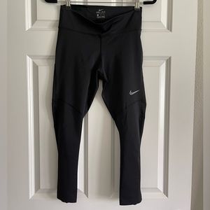 Nike - Black Ankle Length Athletic Leggings